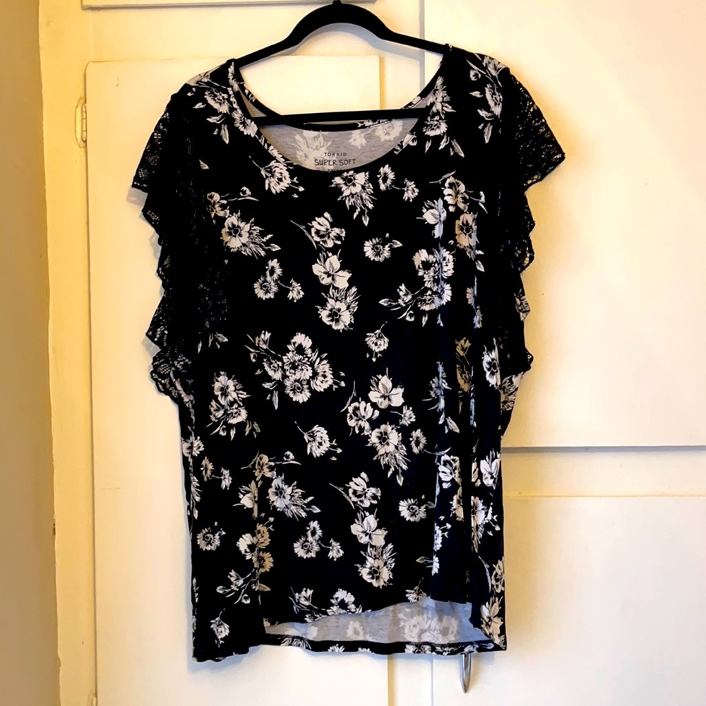 Black Floral Super Soft Flutter Tee - Torrid 3
